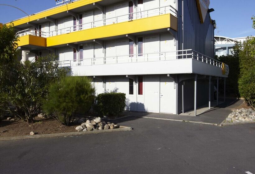 Отель Premiere Classe Beziers