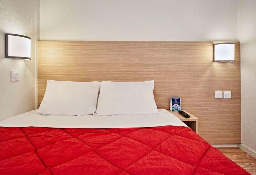 Отель Premiere Classe Cergy Saint Christophe