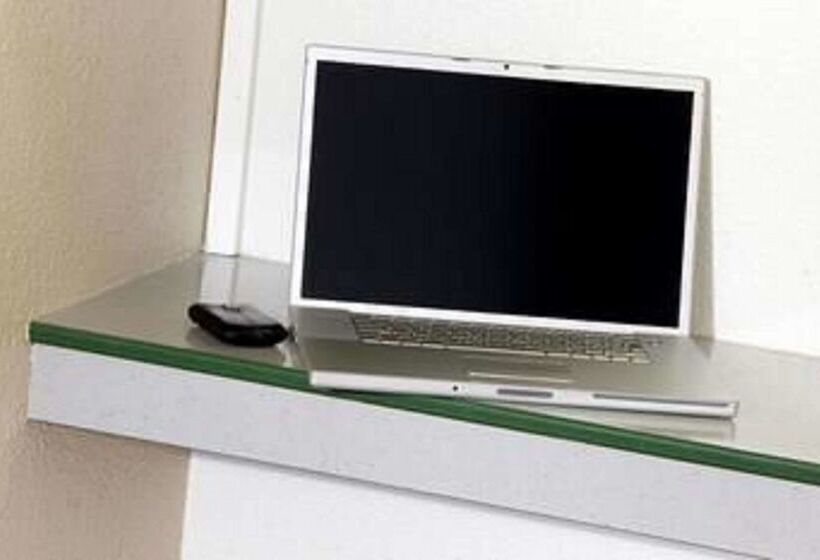 酒店 Premiere Classe Compiegne  Jaux