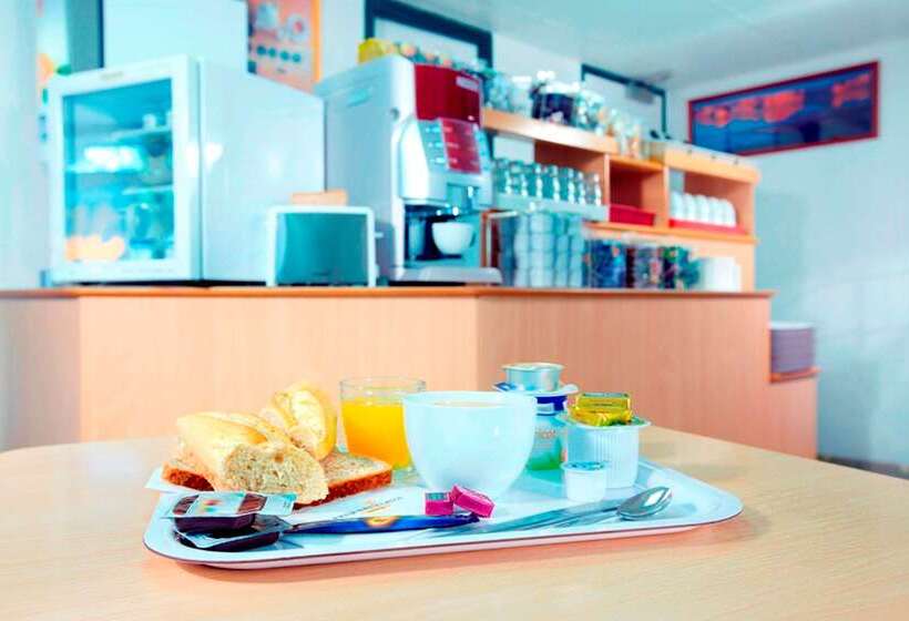 فندق Premiere Classe Coulommiers Mouroux