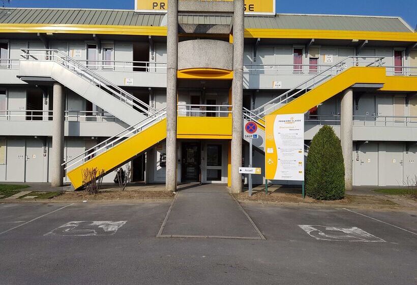 Отель Premiere Classe Laon