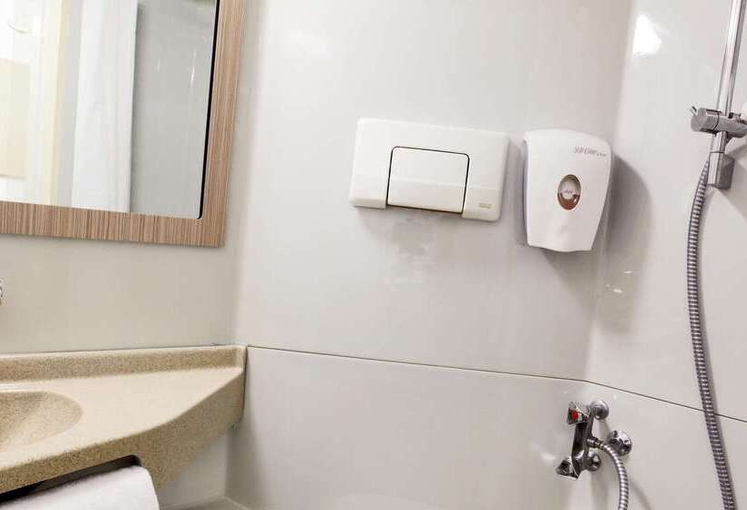 ホテル Premiere Classe Lille Nord  Tourcoing