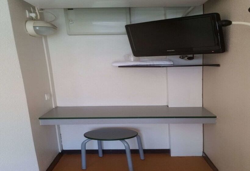 فندق Premiere Classe Limoges Nord