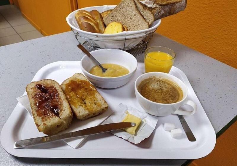 فندق Premiere Classe Limoges Nord