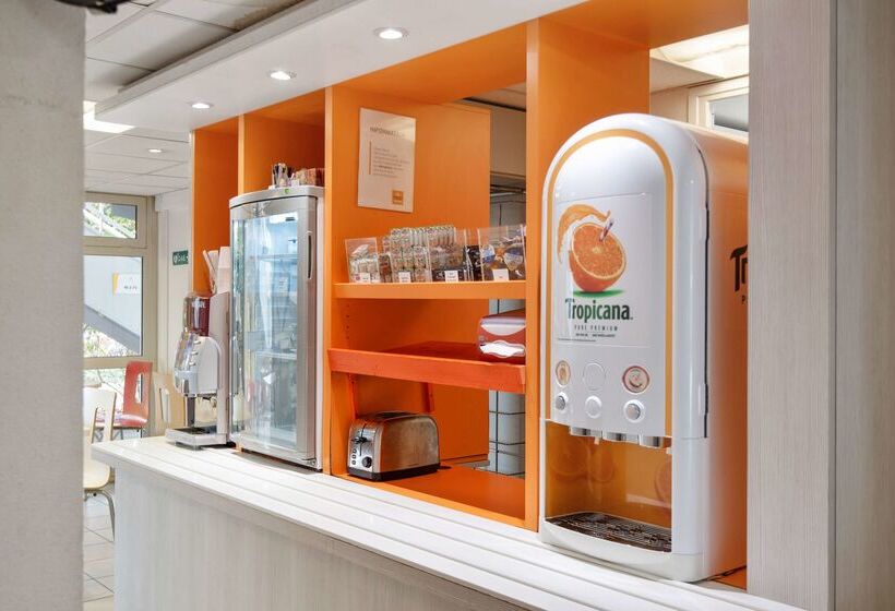 호텔 Premiere Classe Lyon Est Bron Eurexpo