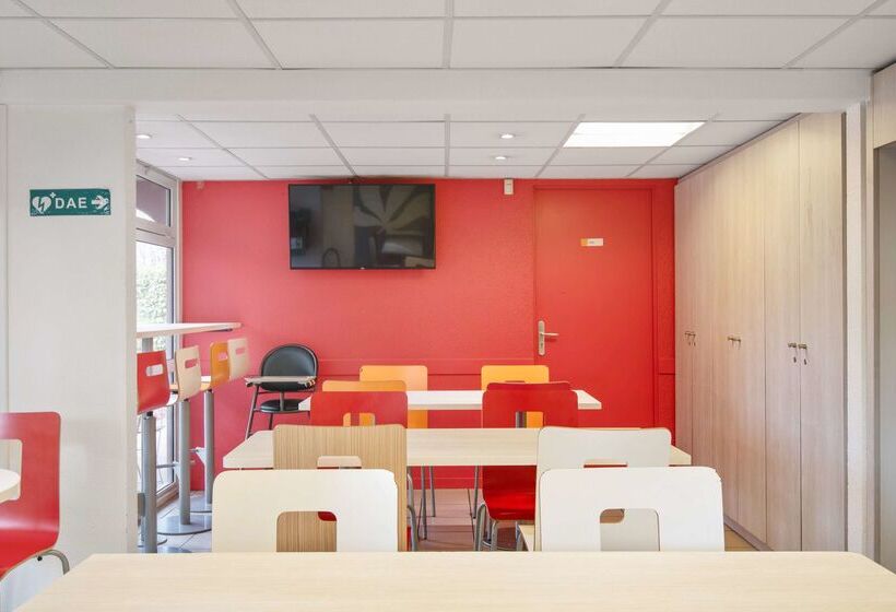 호텔 Premiere Classe Lyon Est Bron Eurexpo