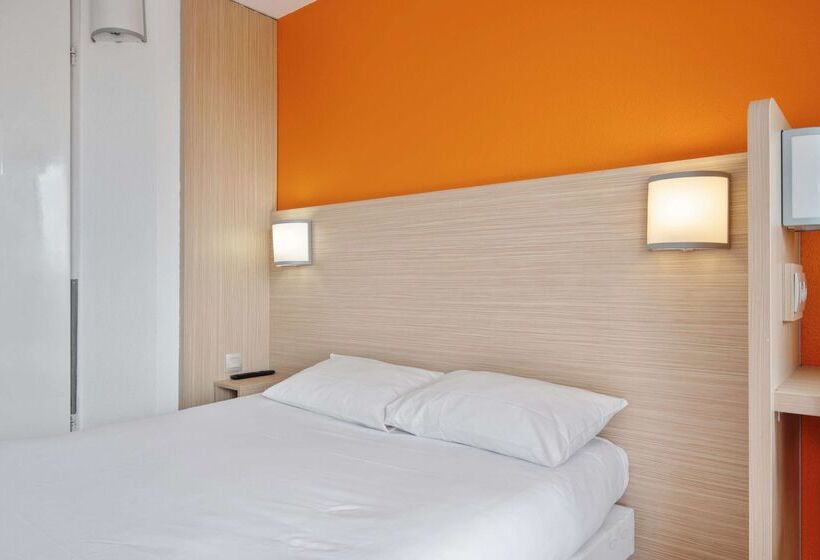 호텔 Premiere Classe Lyon Est Bron Eurexpo