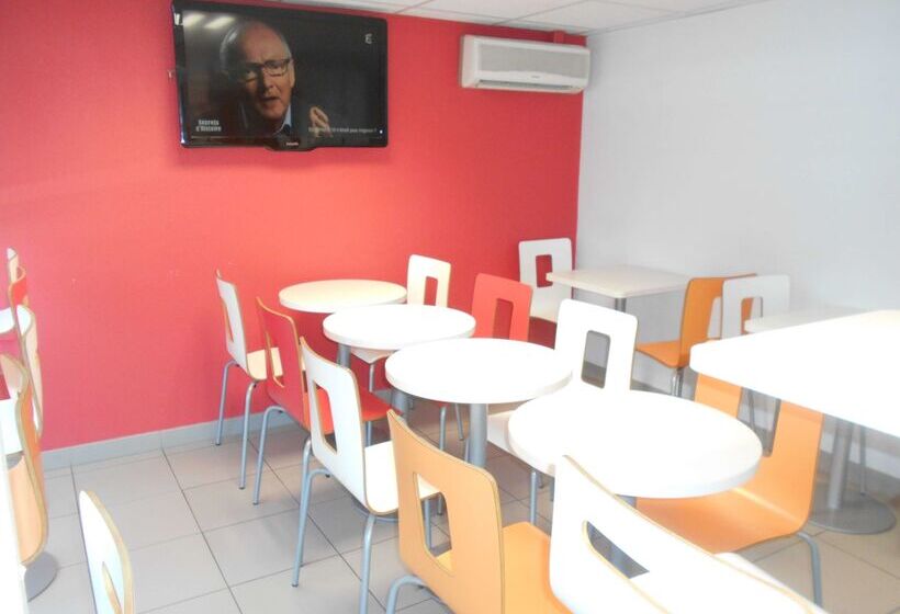 فندق Premiere Classe Lyon Ouest Tassin