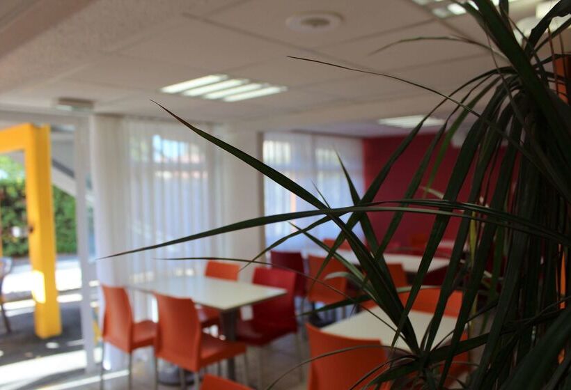 فندق Premiere Classe Orange