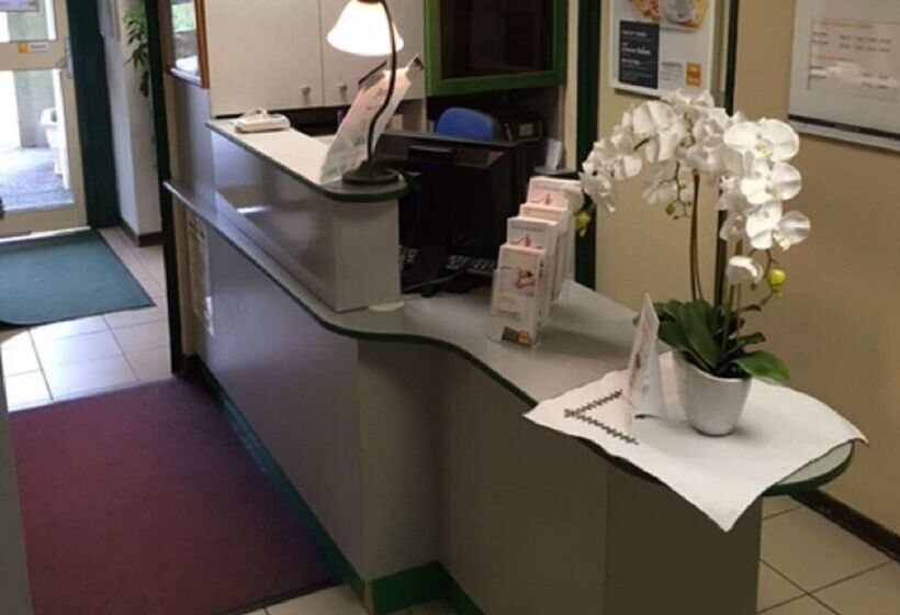 ホテル Premiere Classe Orleans Nord Saran