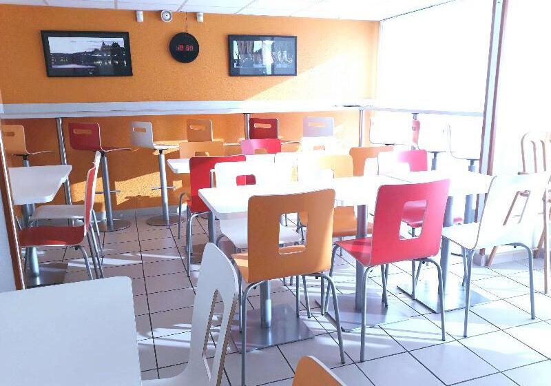 酒店 Premiere Classe Orleans Ouest La Chapelle St Mesmin