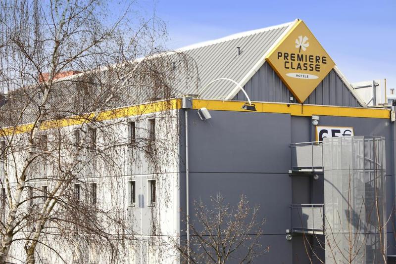 בית מלון כפרי Premiere Classe Montreuil
