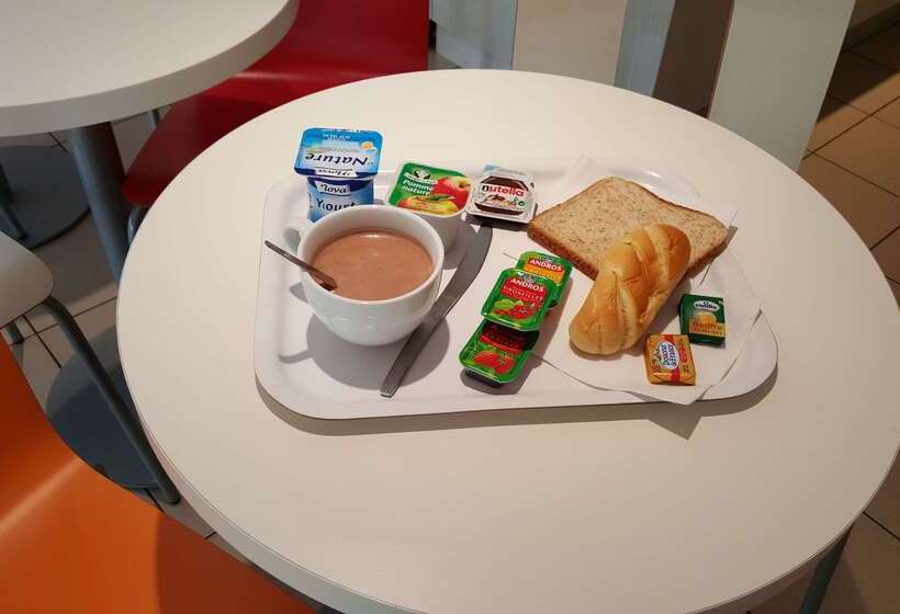 فندق Premiere Classe Plaisir