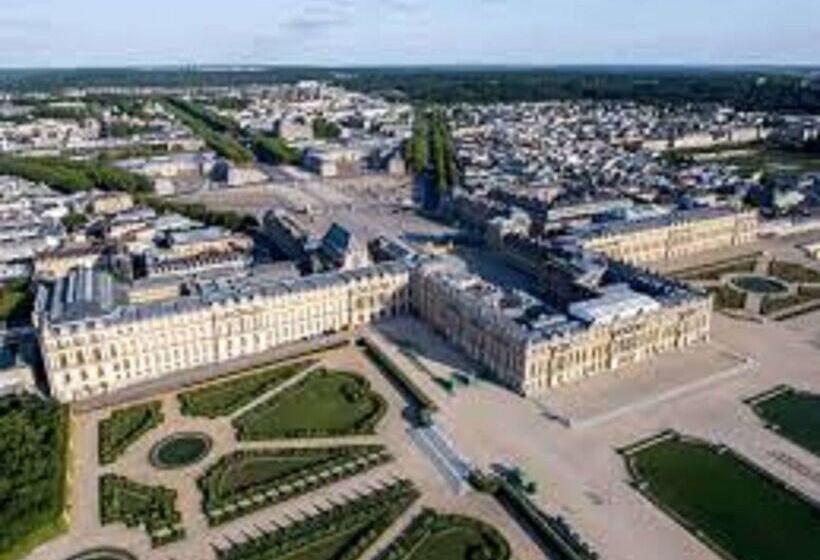 فندق Premiere Classe Plaisir