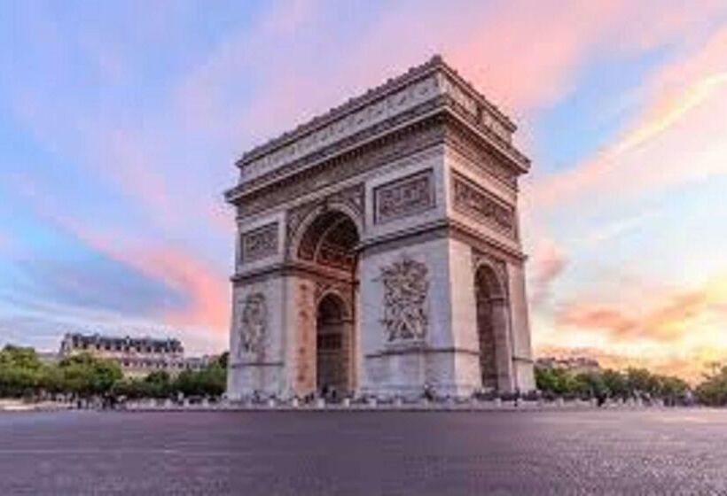 فندق Premiere Classe Plaisir