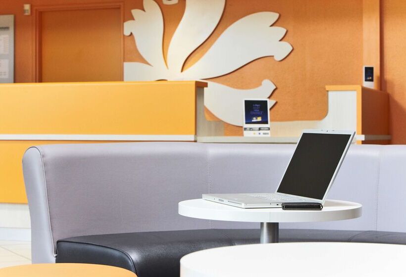 ホテル Premiere Classe Roissy Cdg   Paris Nord 2   Parc Des Expositions