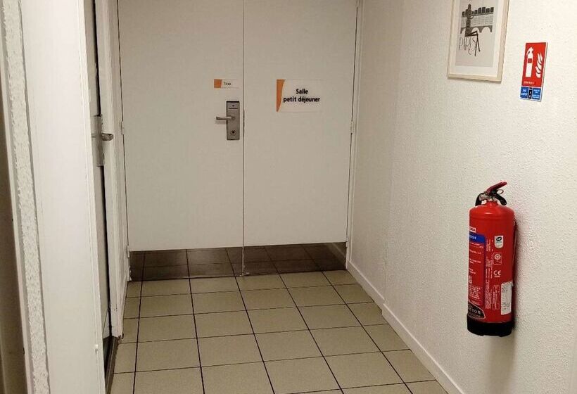 호텔 Premiere Classe Saint Brice Sous Foret