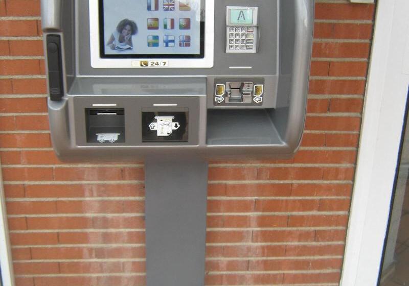 ホテル Premiere Classe Toulouse Sud Labege