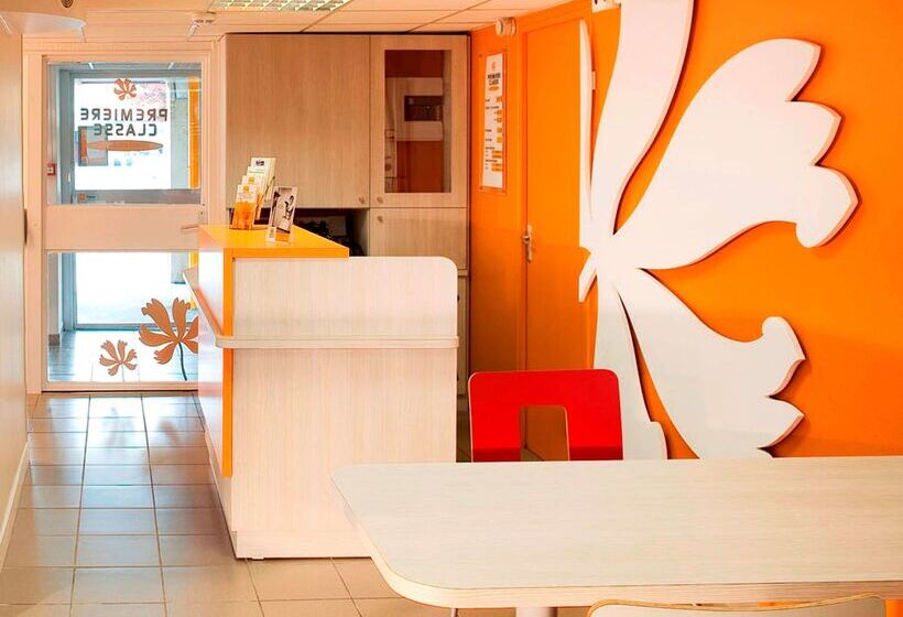 فندق Premiere Classe Versailles  Saint Cyr L Ecole