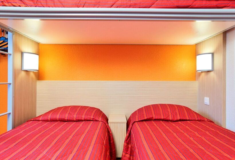 فندق Premiere Classe Versailles  Saint Cyr L Ecole