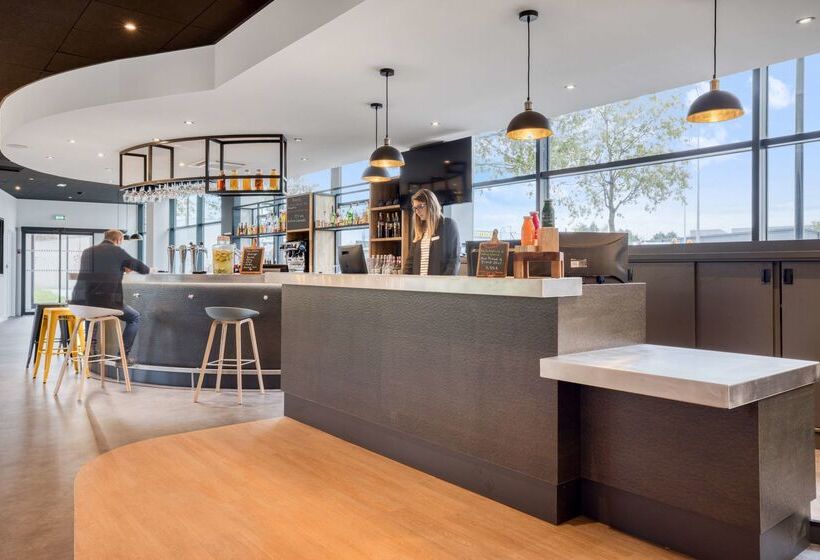 فندق Campanile Rennes Sud   Saint Jacques