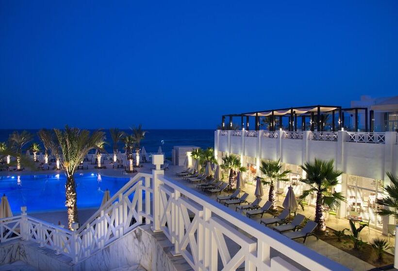 בית מלון כפרי Radisson Blu Resort & Thalasso, Hammamet