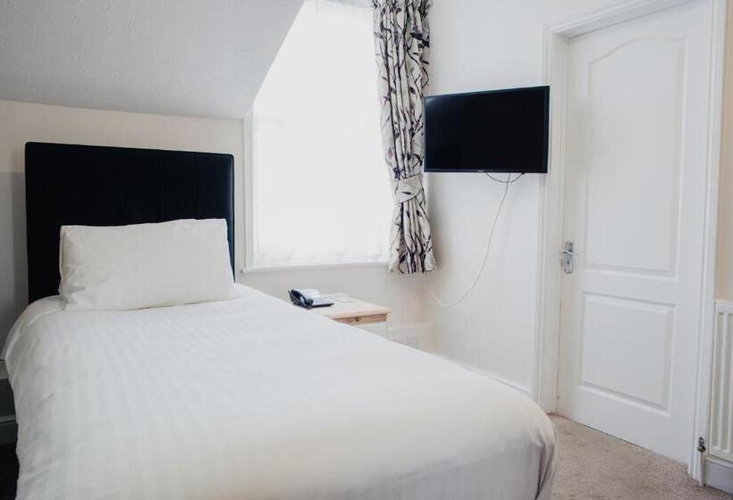 San Clu Hotel, Bar & Brasserie