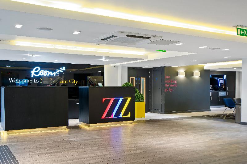 בית מלון כפרי Roomzzz Nottingham City