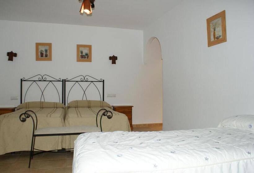 田舎風ホテル Juan Francisco