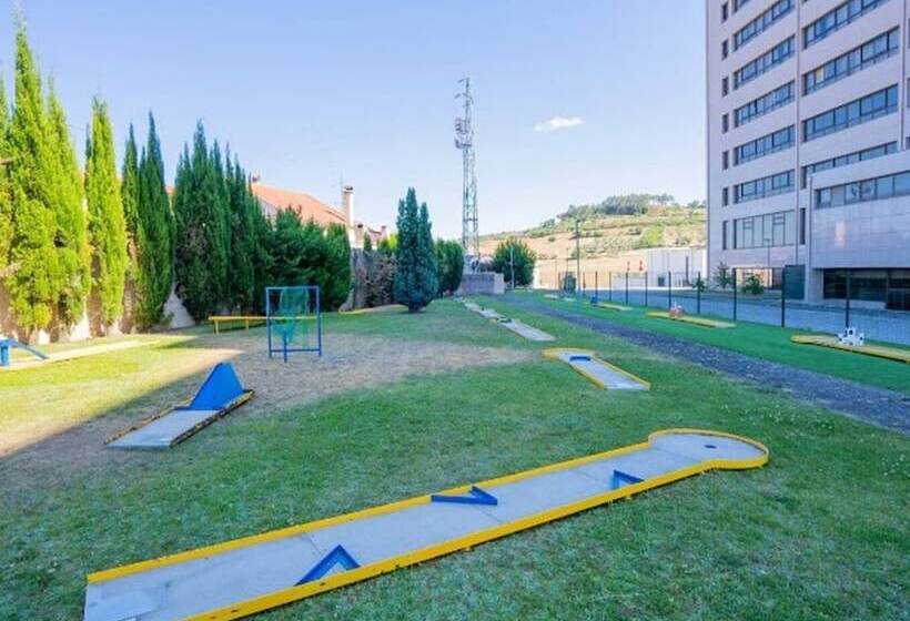 هتل Exe São Lázaro