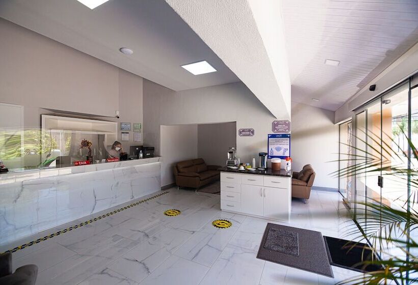 فندق Sirari By Regina