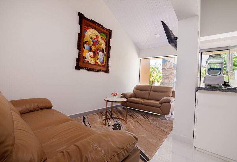 فندق Sirari By Regina