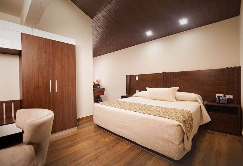 فندق Sirari By Regina