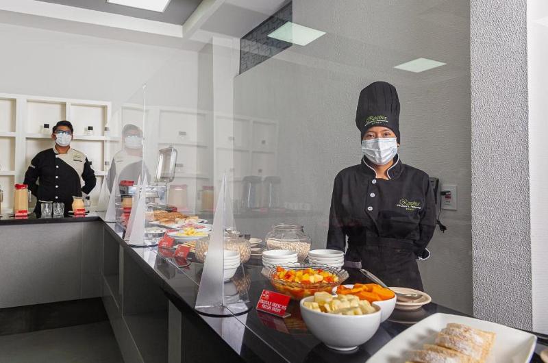 فندق Sirari By Regina