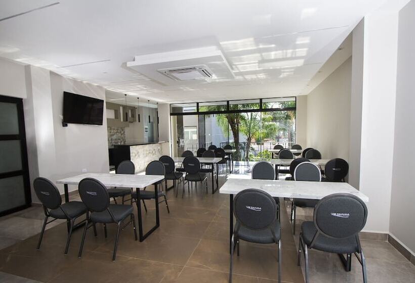 فندق Sirari By Regina