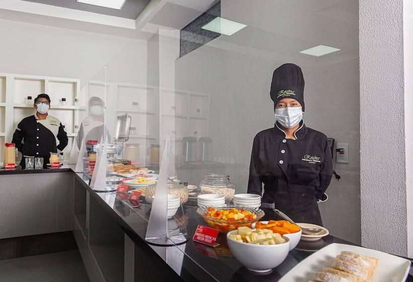 هتل Sirari By Regina