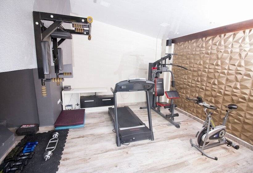 فندق Sirari By Regina