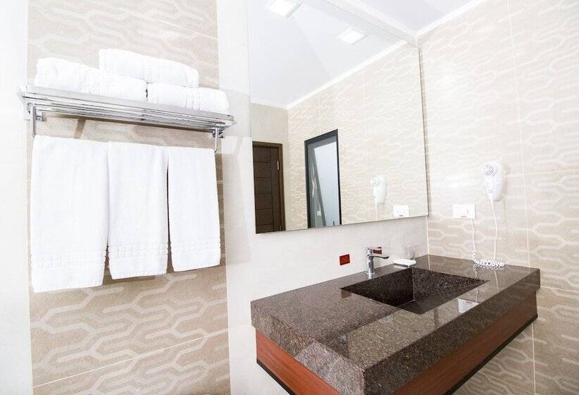 هتل Sirari By Regina