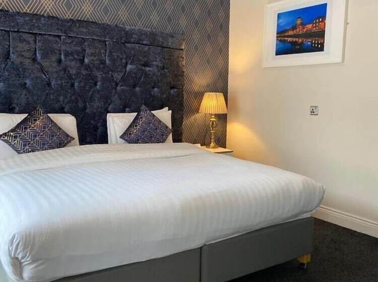 בית מלון כפרי St George By Nina