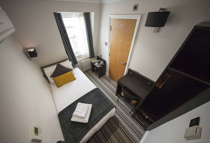 酒店 St George S Inn Victoria