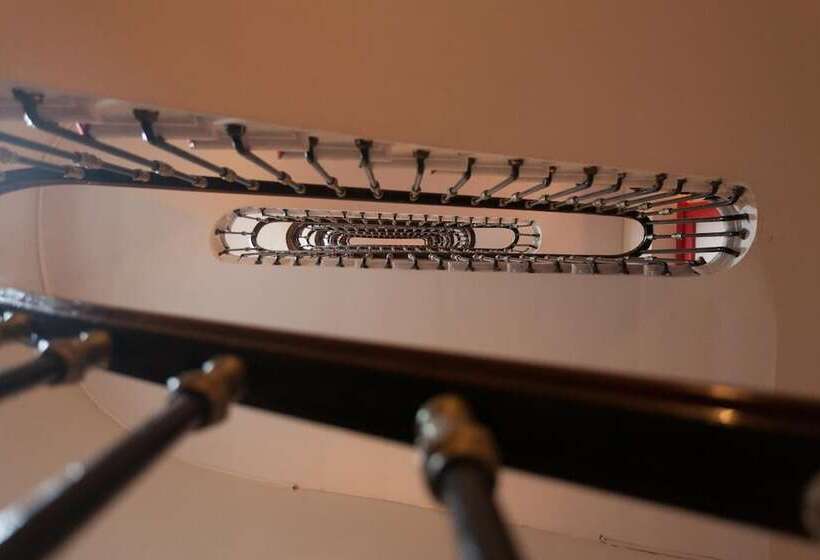 هتل Hôtel Stanley By Happyculture