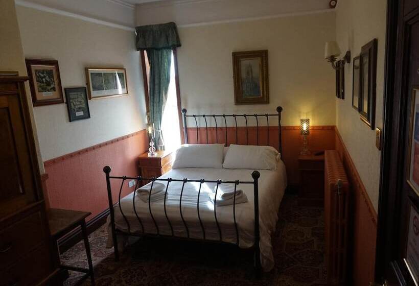 ホテル The Butlers