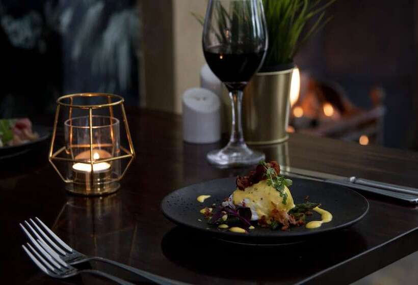 Отель The Chesterton