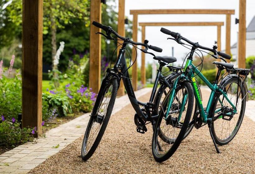 בית מלון כפרי The Johnstown Estate