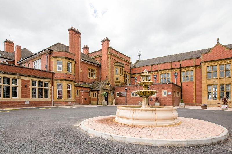 The Mount Country Manor Hotel & Golf Wolverhampton