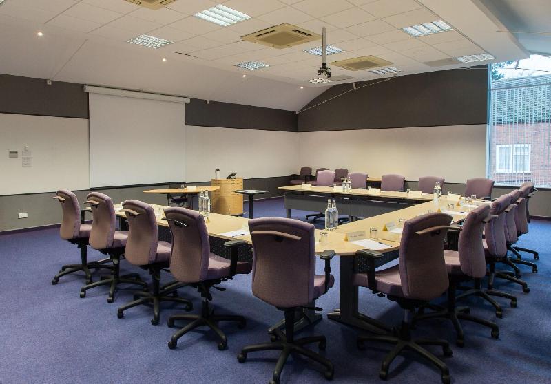 The Mount Country Manor Hotel & Golf Wolverhampton