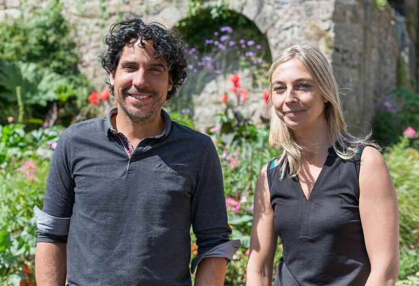 Отель Du Château Dinan  Originals Boutique