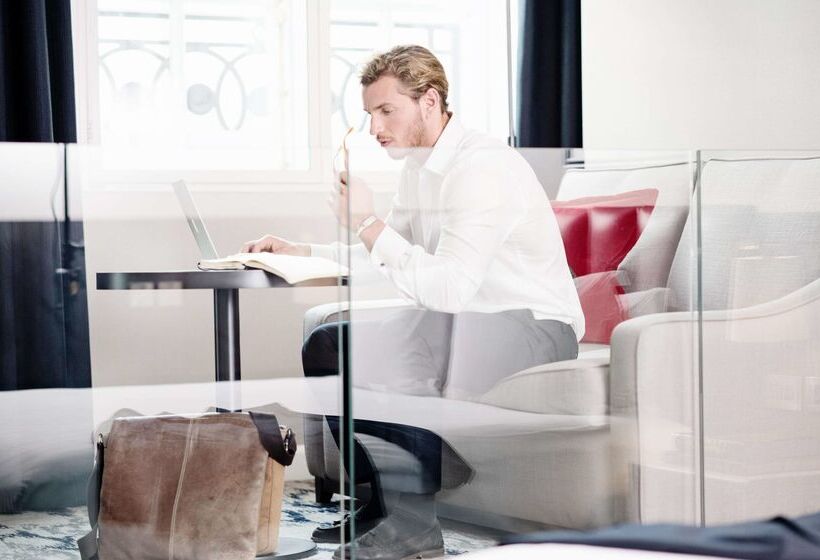 酒店 The Trafalgar St. James London, Curio Collection By Hilton