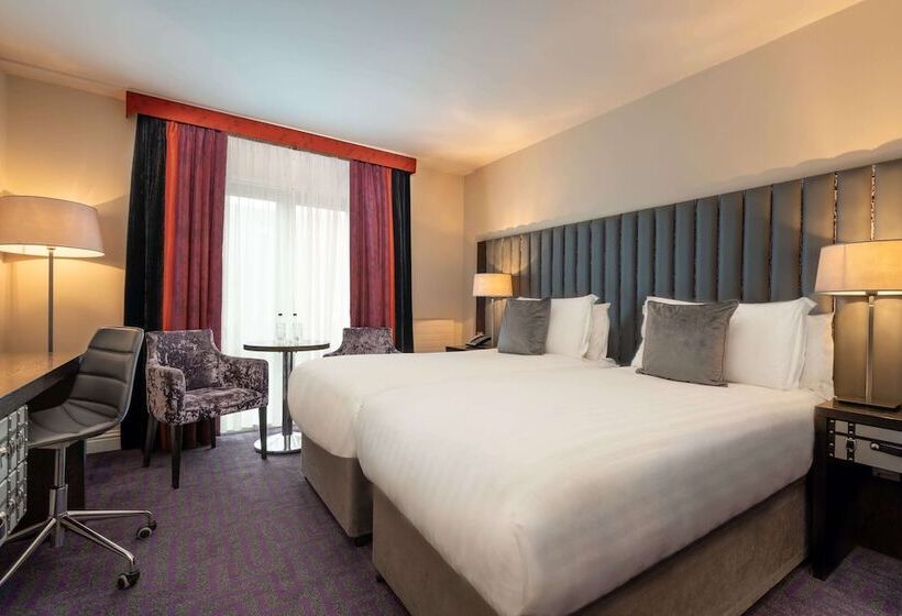 هتل The Trinity City