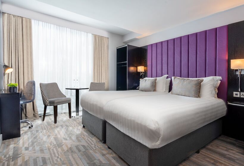 هتل The Trinity City